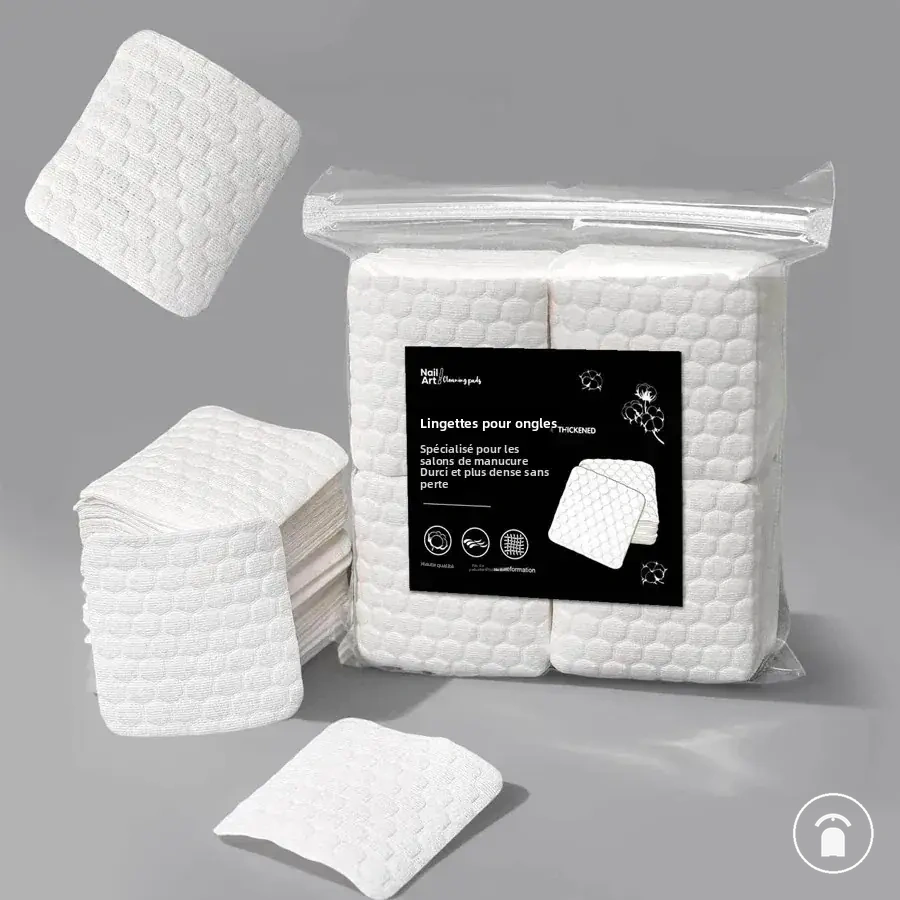 Box of lint-free nail cleaner pads for cleansing gel polish and manicure tools
