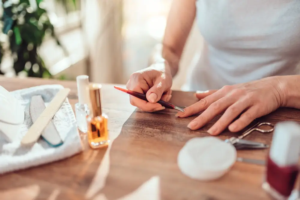 french manicure préparer vos ongles