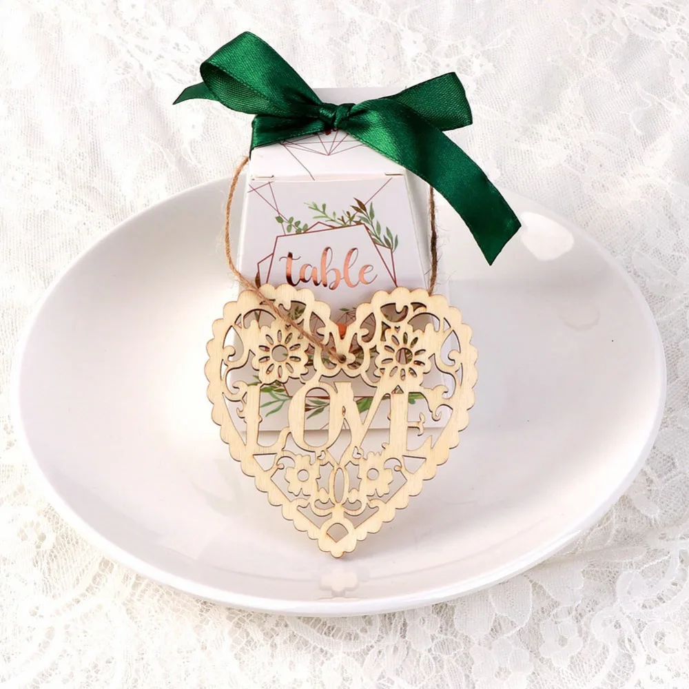 Embellissements en bois