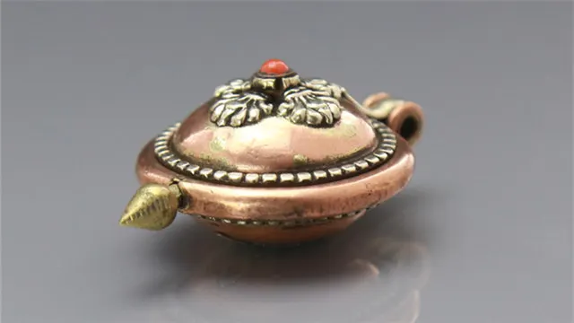 Boîte à prières tibétaine