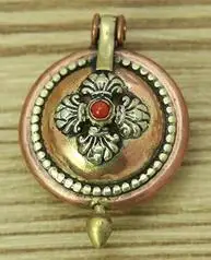 Boîte à prières tibétaine